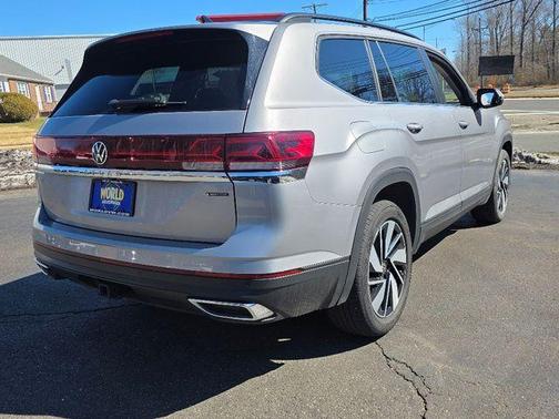 2025 Volkswagen Atlas 2.0T SE