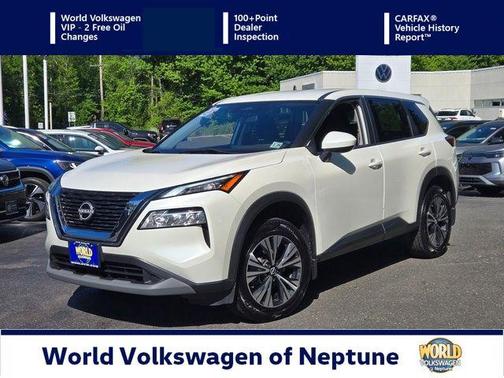 White 2023 Nissan Rogue SV