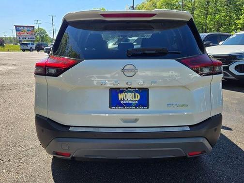 White 2023 Nissan Rogue SV