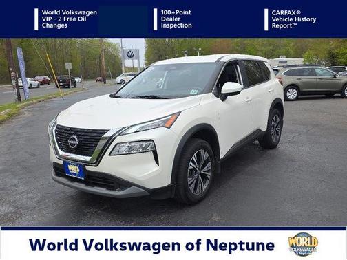 White 2023 Nissan Rogue SV