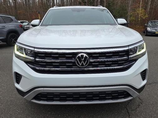 2022 Volkswagen Atlas Cross Sport 3.6L V6 SE w/Technology