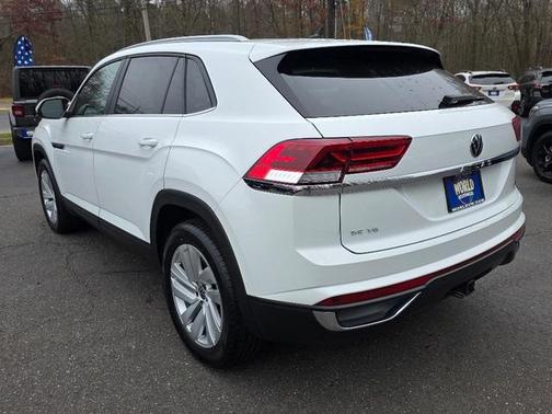 2022 Volkswagen Atlas Cross Sport 3.6L V6 SE w/Technology