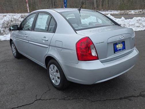 2009 Hyundai Accent GLS