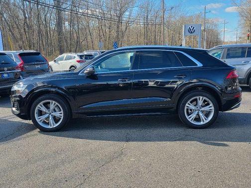 2021 Audi Q8 55 Premium Plus