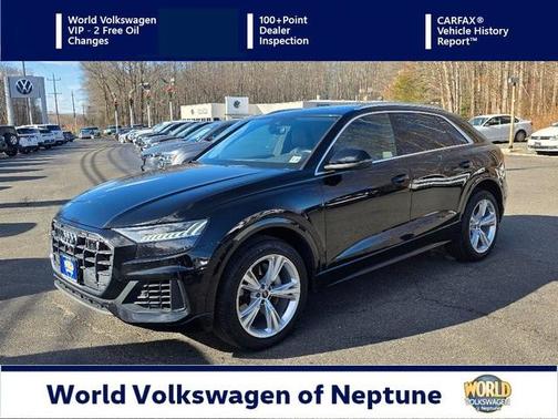 2021 Audi Q8 55 Premium Plus