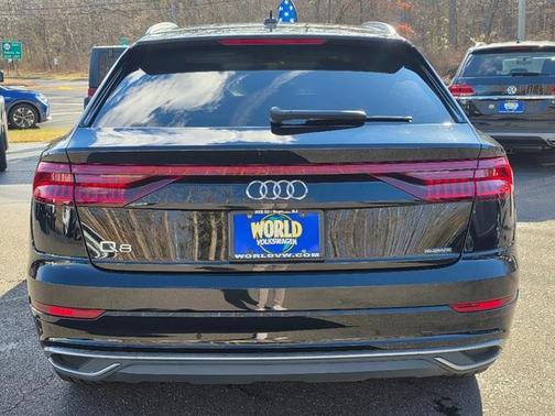 2021 Audi Q8 55 Premium Plus