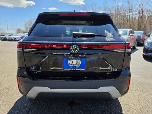 2026 Volkswagen Tiguan 2.0T SE