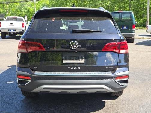 2024 Volkswagen Taos 1.5T SE