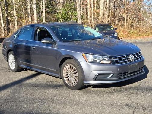 2017 Volkswagen Passat 1.8T SE