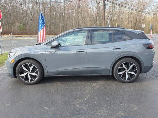 Pure Gray 2023 Volkswagen ID.4 Pro S