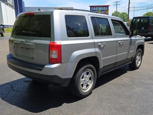 2016 Jeep Patriot Sport