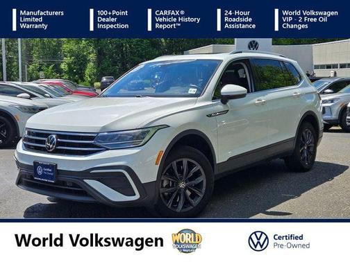 Pure White 2024 Volkswagen Tiguan 2.0T SE