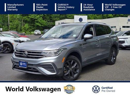 Pyrite Silver Metallic 2023 Volkswagen Tiguan 2.0T SE