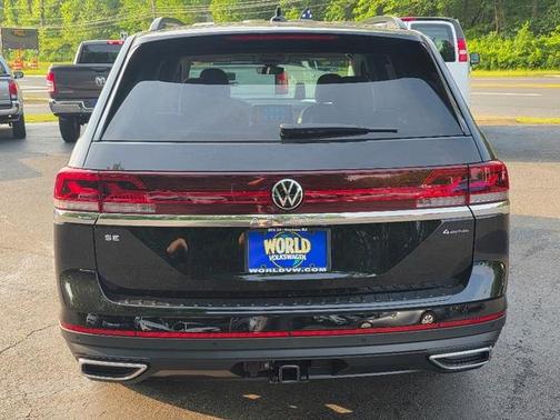 2025 Volkswagen Atlas 2.0T SE