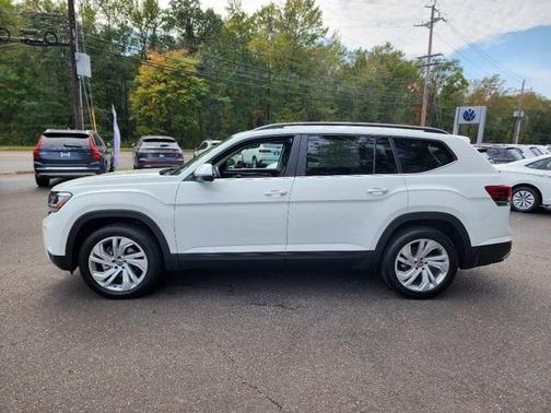2022 Volkswagen Atlas 3.6L SE w/Technology