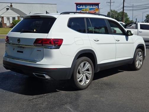 2022 Volkswagen Atlas 3.6L SE w/Technology