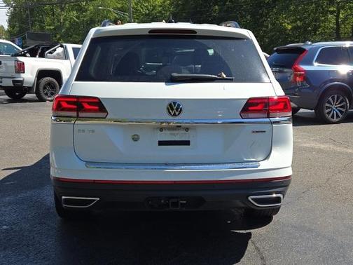 2022 Volkswagen Atlas 3.6L SE w/Technology