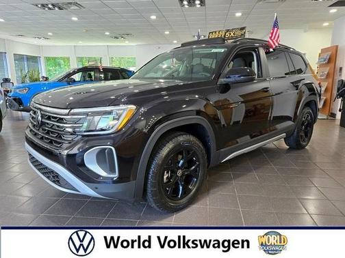 2025 Volkswagen Atlas 2.0T Peak Edition