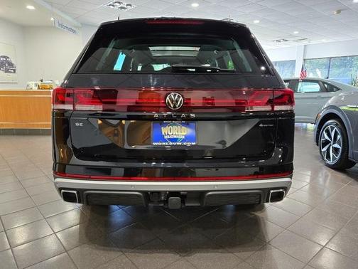 2025 Volkswagen Atlas 2.0T Peak Edition