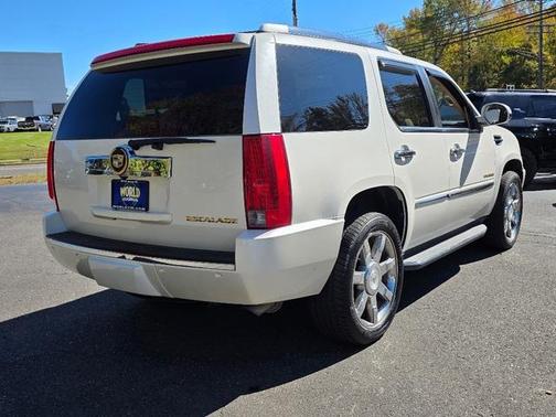 2010 Cadillac Escalade Luxury