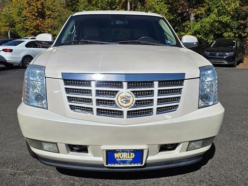 2010 Cadillac Escalade Luxury