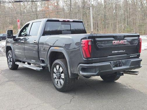 2025 GMC Sierra 2500 Denali