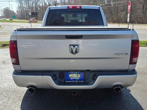 Bright Silver Clearcoat Metallic 2015 RAM 1500 Sport