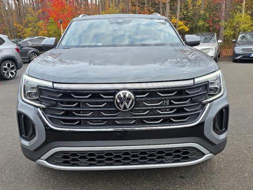2026 Volkswagen Atlas Cross Sport 2.0T SE