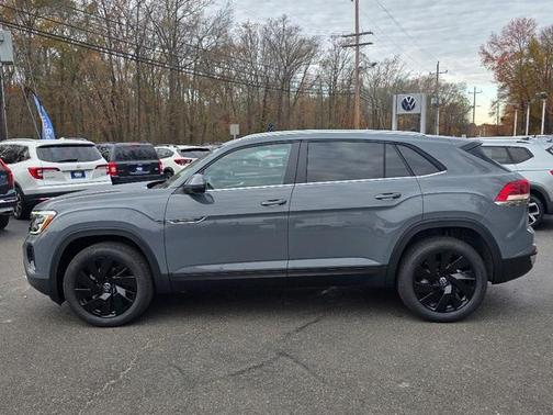 2026 Volkswagen Atlas Cross Sport 2.0T SE