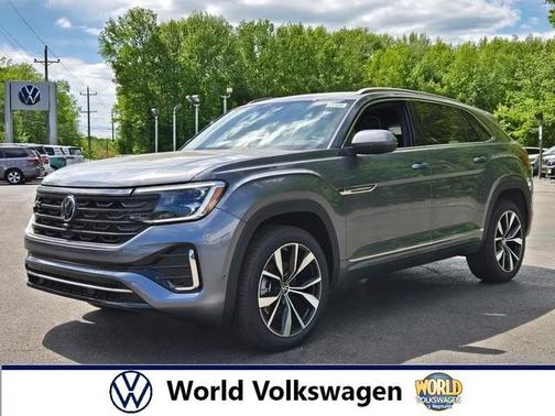 2025 Volkswagen Atlas Cross Sport 2.0T SEL Premium R-Line