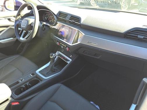 2022 Audi Q3 45 S line Premium
