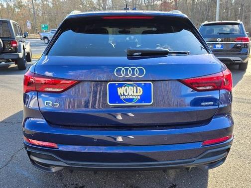 2022 Audi Q3 45 S line Premium