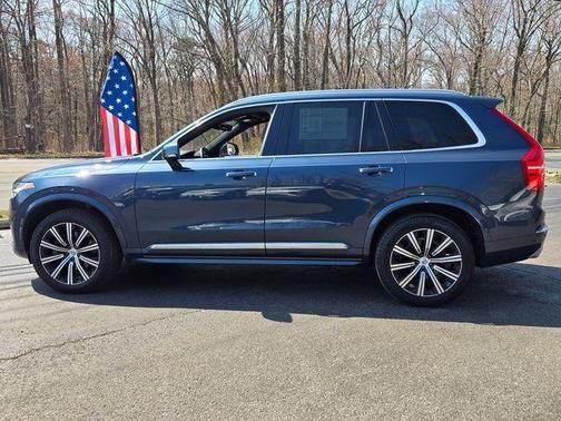 Denim Blue Metallic 2021 Volvo XC90 T6 Inscription 7 Passenger