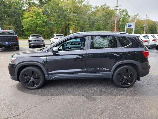 2022 Volkswagen Taos 1.5T SE