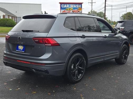 2024 Volkswagen Tiguan 2.0T SE R-Line Black