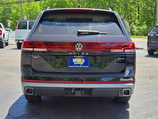 2025 Volkswagen Atlas 2.0T Peak Edition