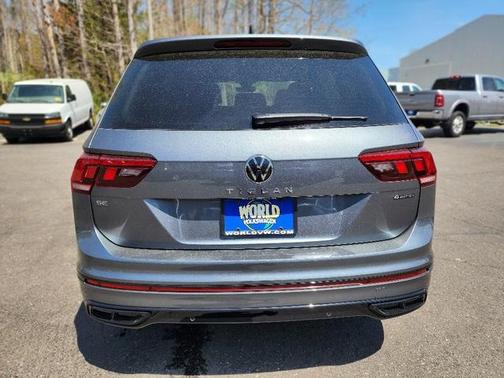 2024 Volkswagen Tiguan 2.0T SE R-Line Black