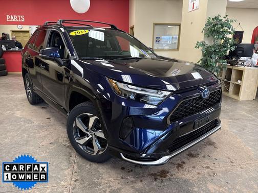 2024 Toyota RAV4 Prime SE