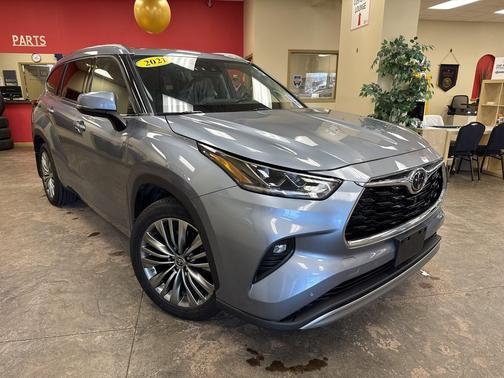 2021 Toyota Highlander Platinum