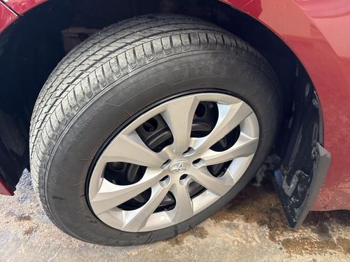 Ruby Flare Pearl 2023 Toyota Corolla LE