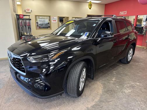 2023 Toyota Highlander Hybrid LE