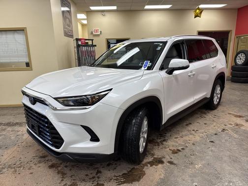 2024 Toyota Grand Highlander XLE