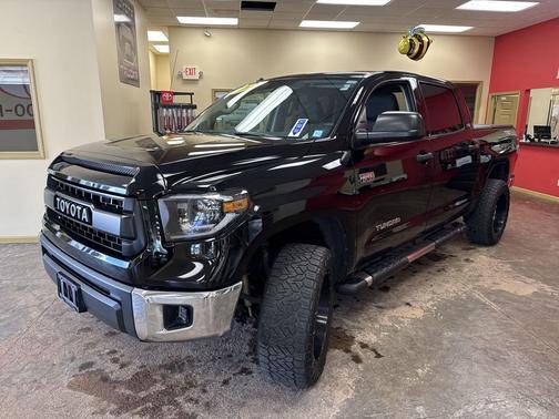 2016 Toyota Tundra SR5
