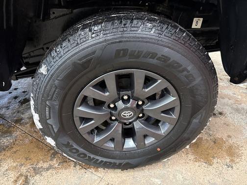 2023 Toyota Tacoma SR5