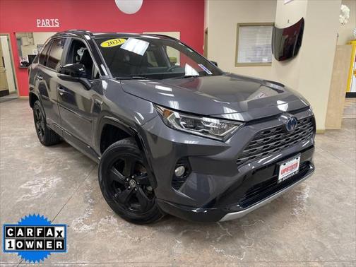 2021 Toyota RAV4 Hybrid SE