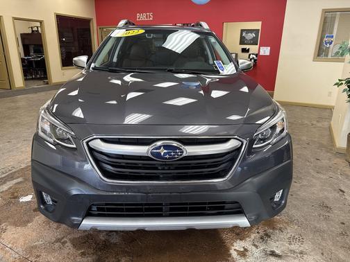 2022 Subaru Outback Touring