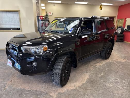 2024 Toyota 4Runner SR5