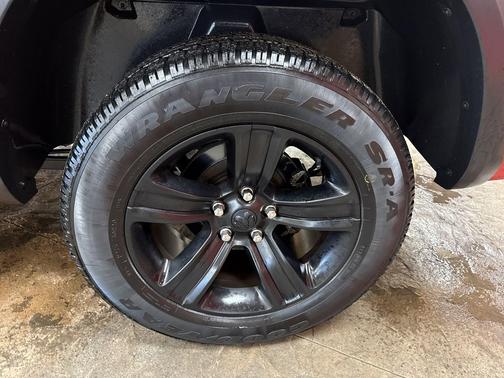 2022 RAM 1500 Classic Warlock Quad Cab 4x4 6'4' Box