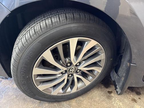 Slate Metallic 2017 Toyota Corolla XLE