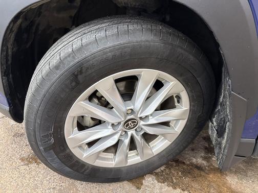 2022 Toyota Corolla Cross LE